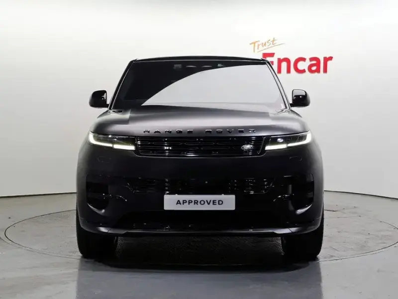 2025 Land Rover Range Rover Sport с пробегом 3 778 км