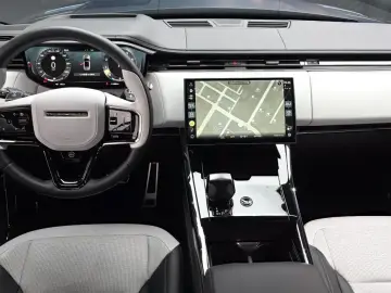 2025 Land Rover Range Rover Sport с пробегом 986 км