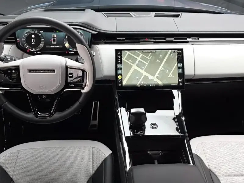 2025 Land Rover Range Rover Sport с пробегом 986 км