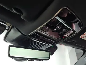 2025 Land Rover Range Rover Sport с пробегом 3 778 км