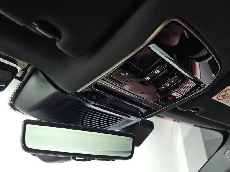 2025 Land Rover Range Rover Sport с пробегом 3 778 км