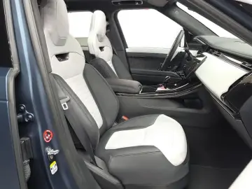 2025 Land Rover Range Rover Sport с пробегом 986 км