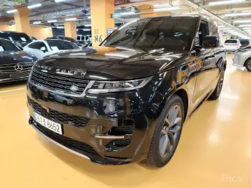 2025 Land Rover Range Rover Sport с пробегом 8 300 км