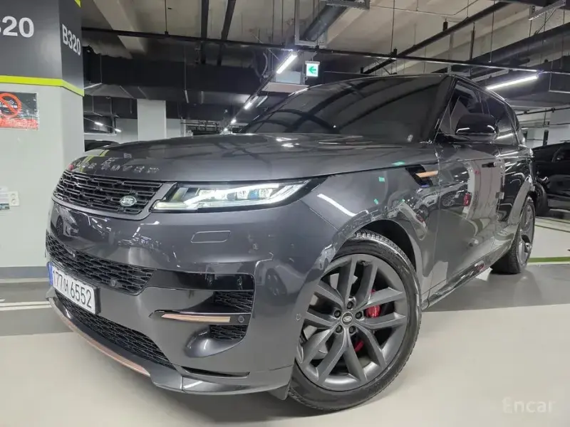 2024 Land Rover Range Rover Sport с пробегом 14 692 км