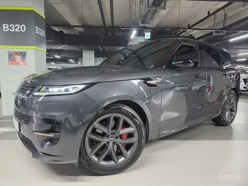 2024 Land Rover Range Rover Sport с пробегом 14 692 км