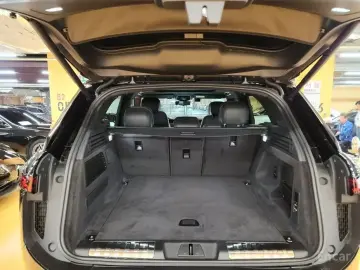 2025 Land Rover Range Rover Sport с пробегом 8 300 км