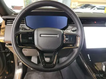 2025 Land Rover Range Rover Sport с пробегом 8 300 км