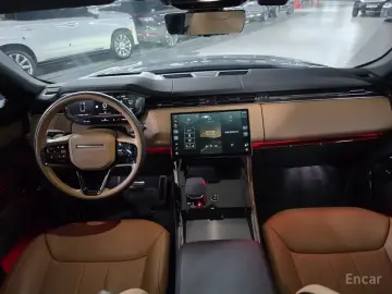 2024 Land Rover Range Rover Sport с пробегом 14 692 км