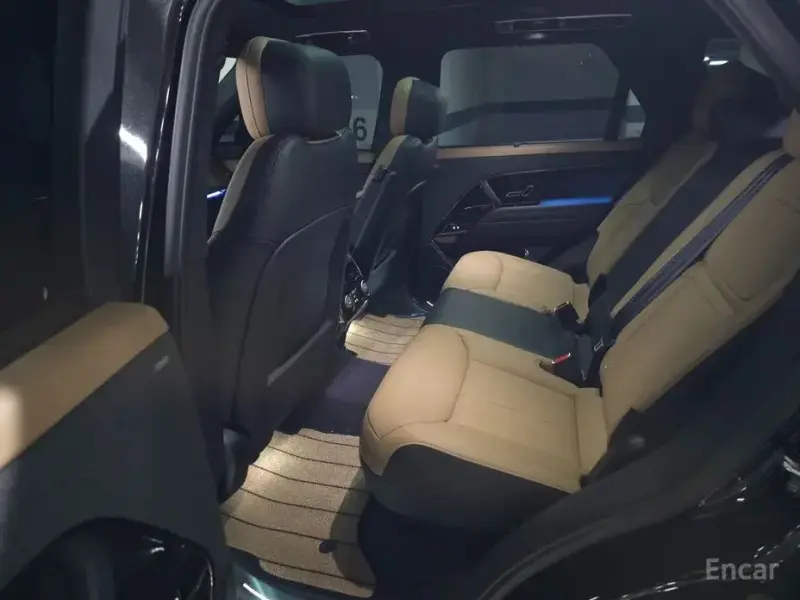 2025 Land Rover Range Rover Sport с пробегом 4 945 км