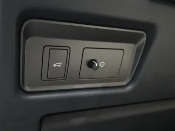 2018 Land Rover Range Rover Evoque с пробегом 104 491 км