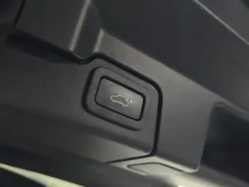 2018 Land Rover Range Rover Evoque с пробегом 104 491 км