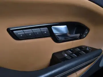 2019 Land Rover Range Rover Evoque с пробегом 141 911 км