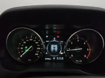 2017 Land Rover Range Rover Evoque с пробегом 67 000 км