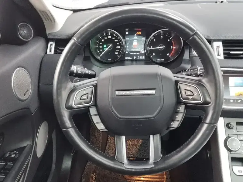 2017 Land Rover Range Rover Evoque с пробегом 67 000 км