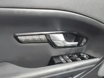 2017 Land Rover Range Rover Evoque с пробегом 67 000 км