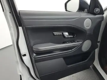 2017 Land Rover Range Rover Evoque с пробегом 67 000 км