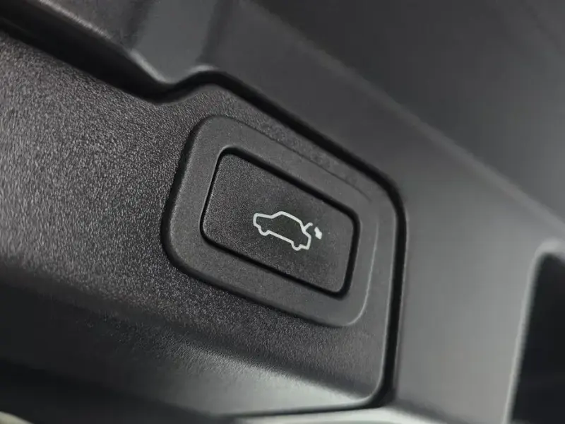 2018 Land Rover Range Rover Evoque с пробегом 93 736 км