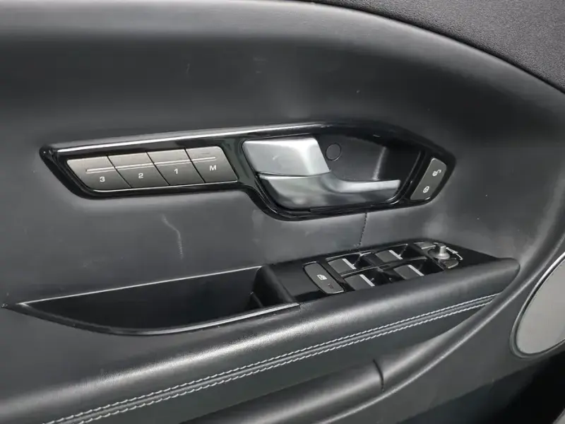 2018 Land Rover Range Rover Evoque с пробегом 112 847 км