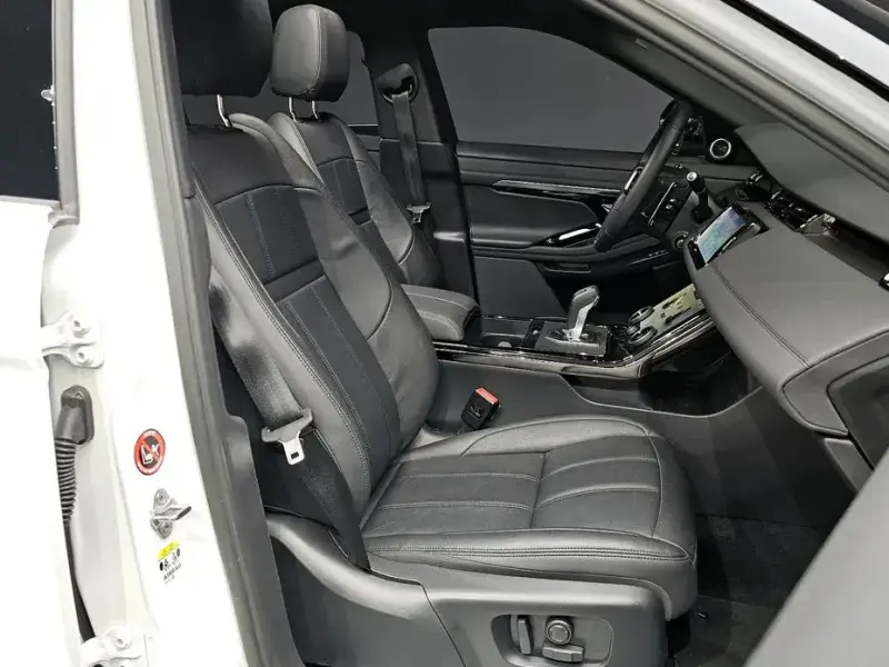 2023 Land Rover Range Rover Evoque с пробегом 25 045 км