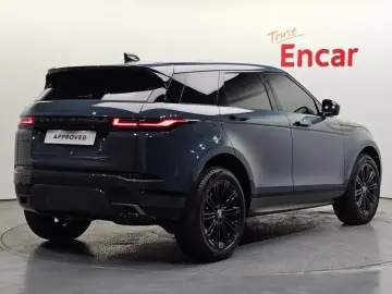 2025 Land Rover Range Rover Evoque с пробегом 14 882 км