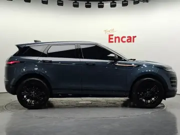 2025 Land Rover Range Rover Evoque с пробегом 14 882 км