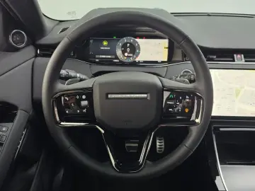 2025 Land Rover Range Rover Evoque с пробегом 14 882 км