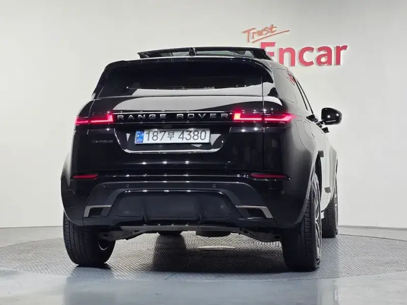 2024 Land Rover Range Rover Evoque с пробегом 13 120 км