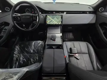 2024 Land Rover Range Rover Evoque с пробегом 13 120 км