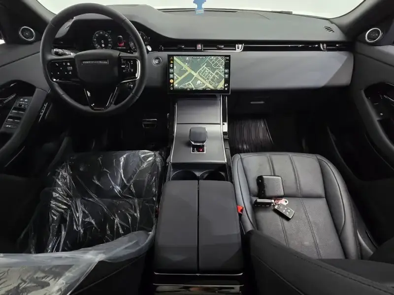 2024 Land Rover Range Rover Evoque с пробегом 13 120 км