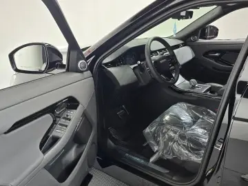 2024 Land Rover Range Rover Evoque с пробегом 13 120 км