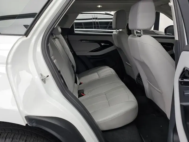 2024 Land Rover Range Rover Evoque с пробегом 26 448 км