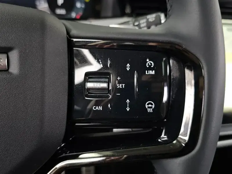 2024 Land Rover Range Rover Evoque с пробегом 26 448 км