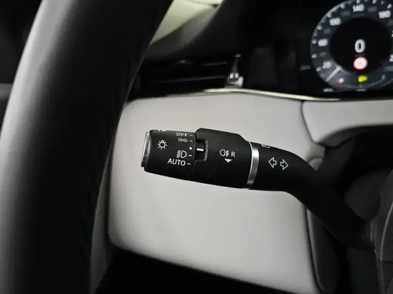 2024 Land Rover Range Rover Evoque с пробегом 26 448 км