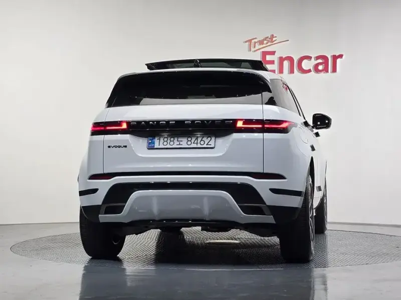 2024 Land Rover Range Rover Evoque с пробегом 6 801 км