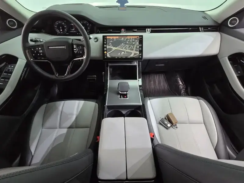 2024 Land Rover Range Rover Evoque с пробегом 6 801 км