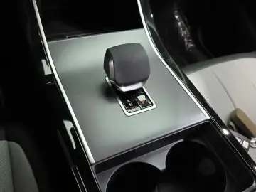 2024 Land Rover Range Rover Evoque с пробегом 6 801 км