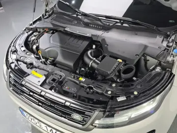 2025 Land Rover Range Rover Evoque с пробегом 4 204 км
