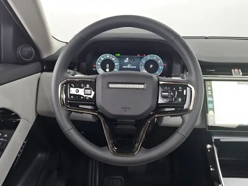 2024 Land Rover Range Rover Evoque с пробегом 10 095 км