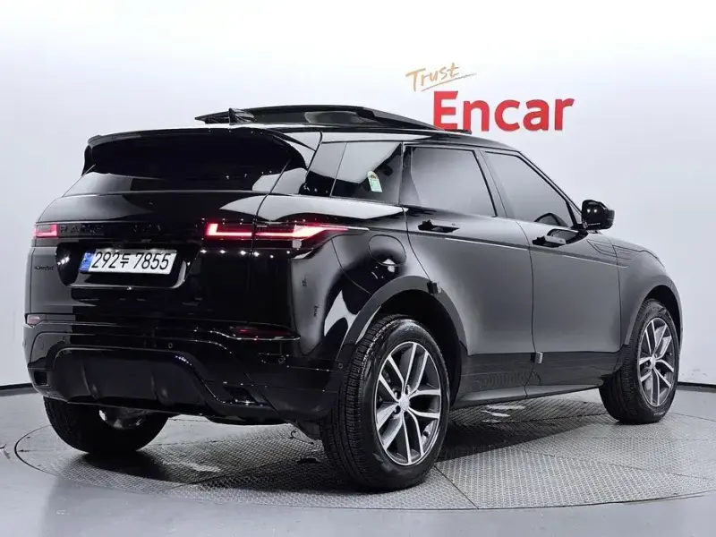 2024 Land Rover Range Rover Evoque с пробегом 10 124 км