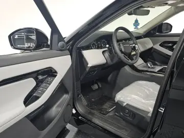 2025 Land Rover Range Rover Evoque с пробегом 6 431 км