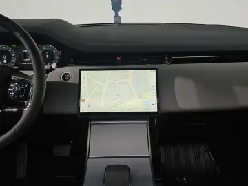 2025 Land Rover Range Rover Evoque с пробегом 6 431 км