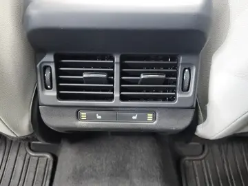 2025 Land Rover Range Rover Evoque с пробегом 6 431 км