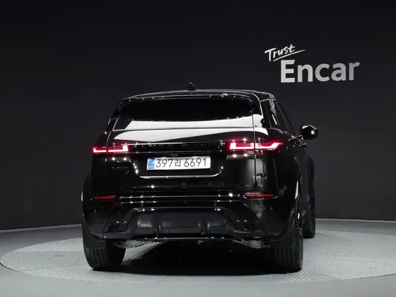 2025 Land Rover Range Rover Evoque с пробегом 472 км
