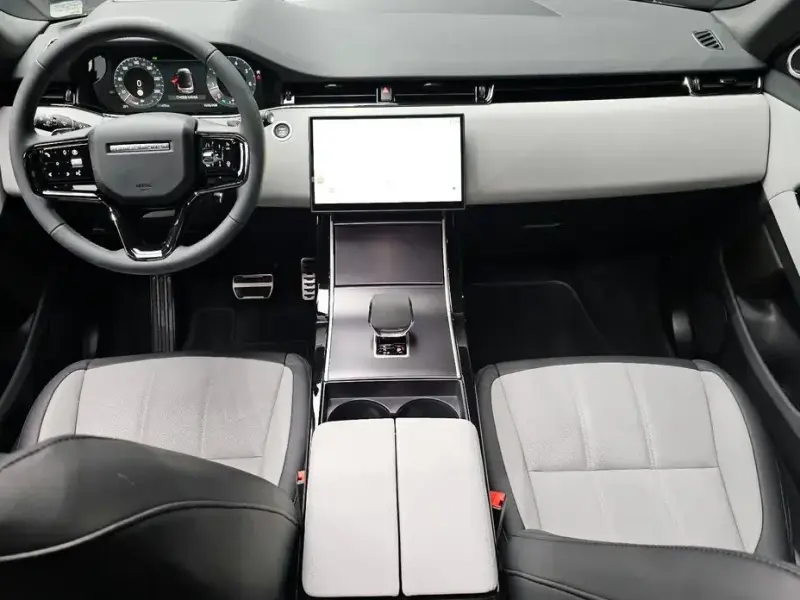 2025 Land Rover Range Rover Evoque с пробегом 472 км