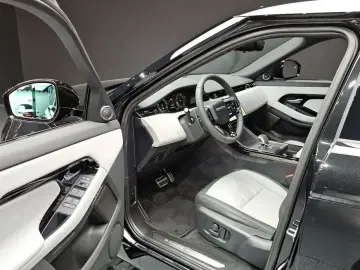 2025 Land Rover Range Rover Evoque с пробегом 472 км