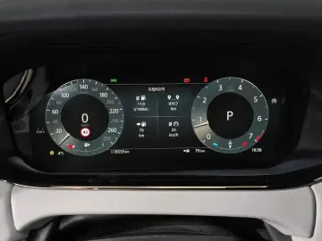 2025 Land Rover Range Rover Evoque с пробегом 8 555 км