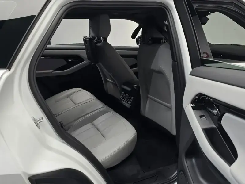 2025 Land Rover Range Rover Evoque с пробегом 8 555 км