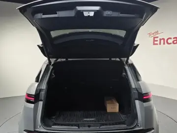 2025 Land Rover Range Rover Evoque с пробегом 7 639 км