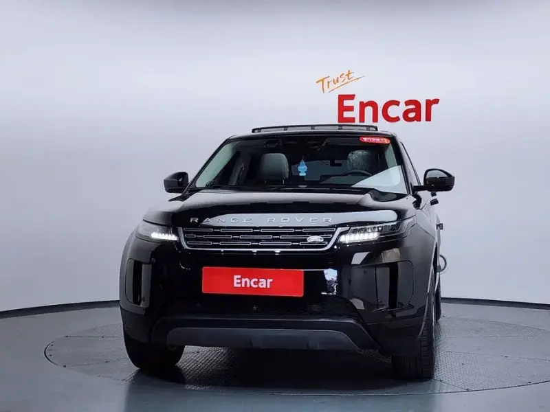 2025 Land Rover Range Rover Evoque с пробегом 8 163 км