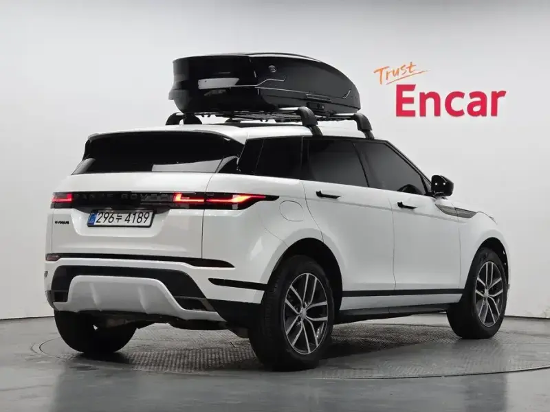 2024 Land Rover Range Rover Evoque с пробегом 14 028 км